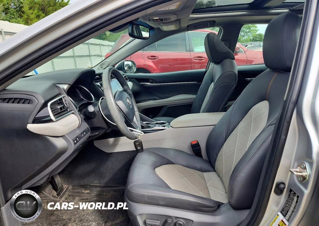 2018 Toyota Camry VIN:4T1BZ1HK7JU016552 - 7