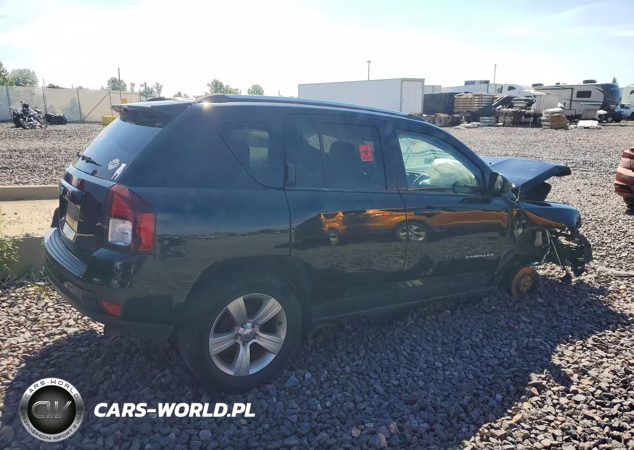 2015 Jeep Compass Sport VIN:1C4NJDBBXFD135349 - 3