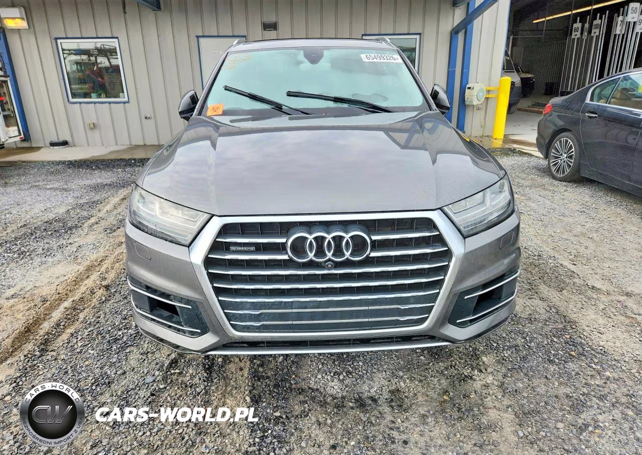 2017 Audi Q7 Prestige VIN:WA1VAAF78HD001697 - 5