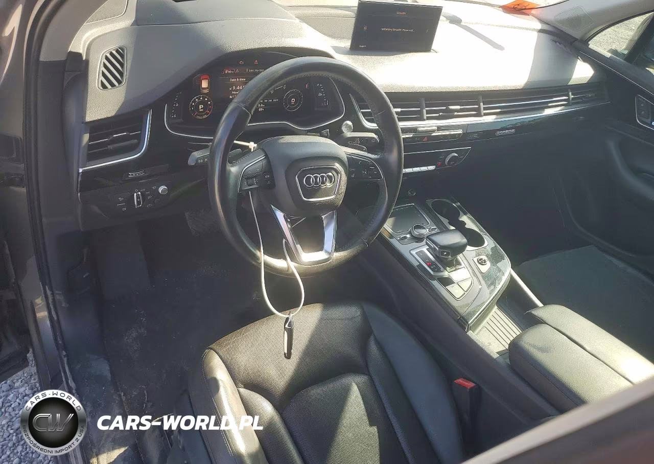 2017 Audi Q7 Prestige VIN:WA1VAAF78HD001697 - 8