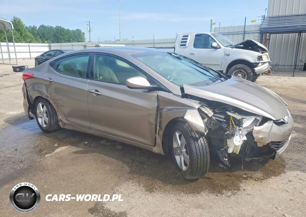 2013 Hyundai Elantra Gls VIN:5NPDH4AE3DH259649 - 4