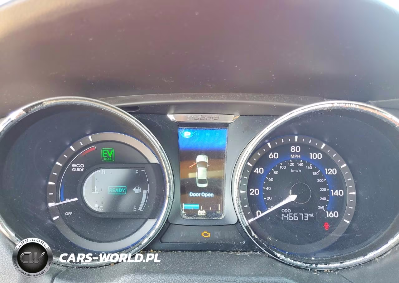 2014 Hyundai Sonata Hybrid VIN:KMHEC4A45EA108925 - 9