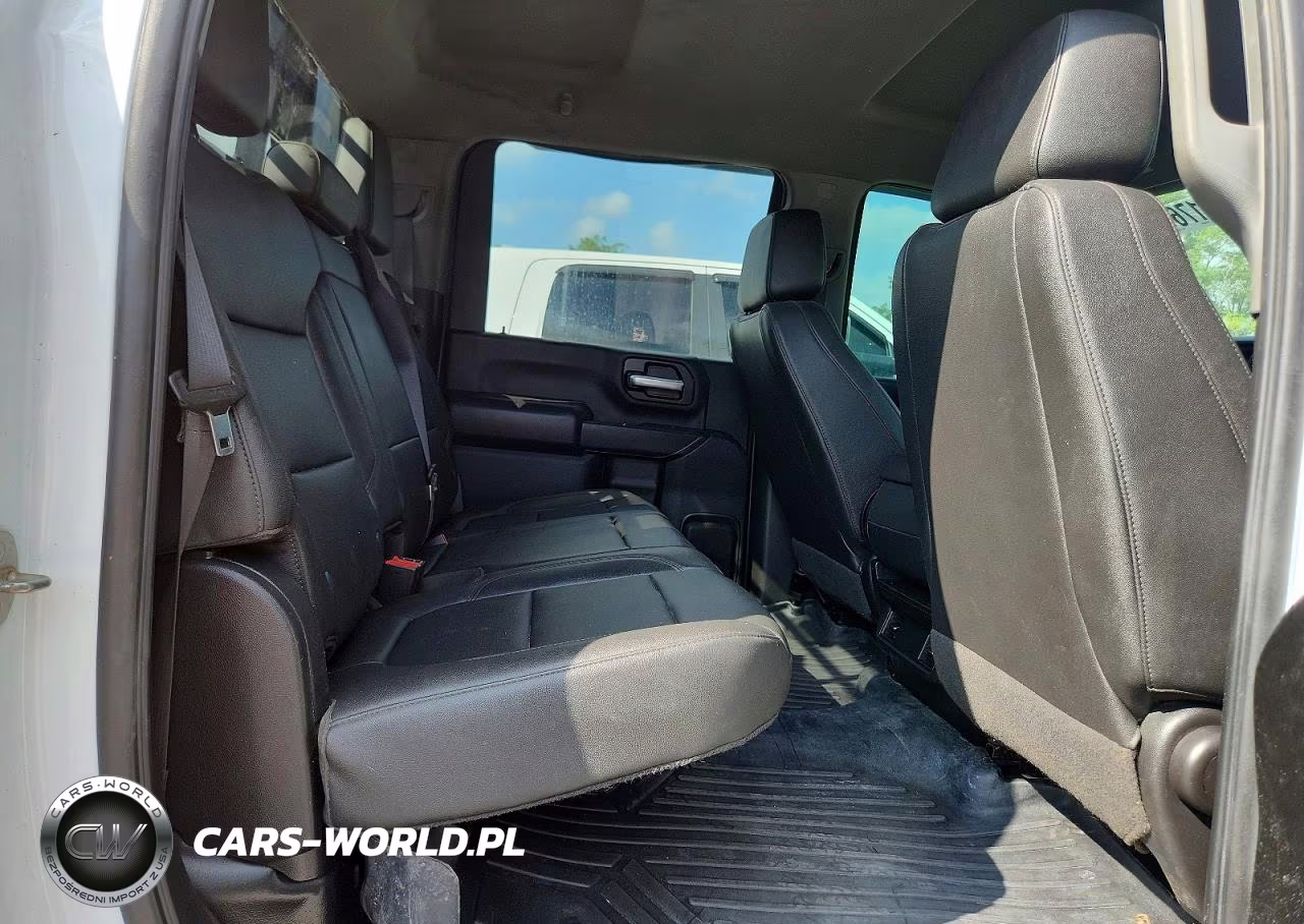 2022 Chevrolet Silverado C3500 VIN:1GB4WREY3NF344952 - 11