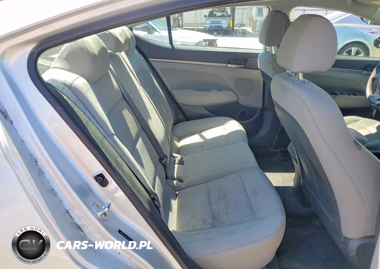 2018 Hyundai Elantra Sel VIN:5NPD84LF4JH289325 - 10