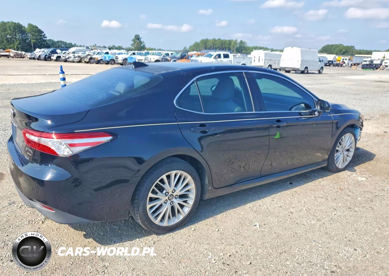 2018 Toyota Camry Xle V6 VIN:4T1BZ1HK4JU004195 - 3