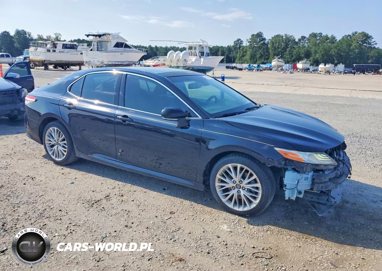 2018 Toyota Camry Xle V6 VIN:4T1BZ1HK4JU004195 - 4