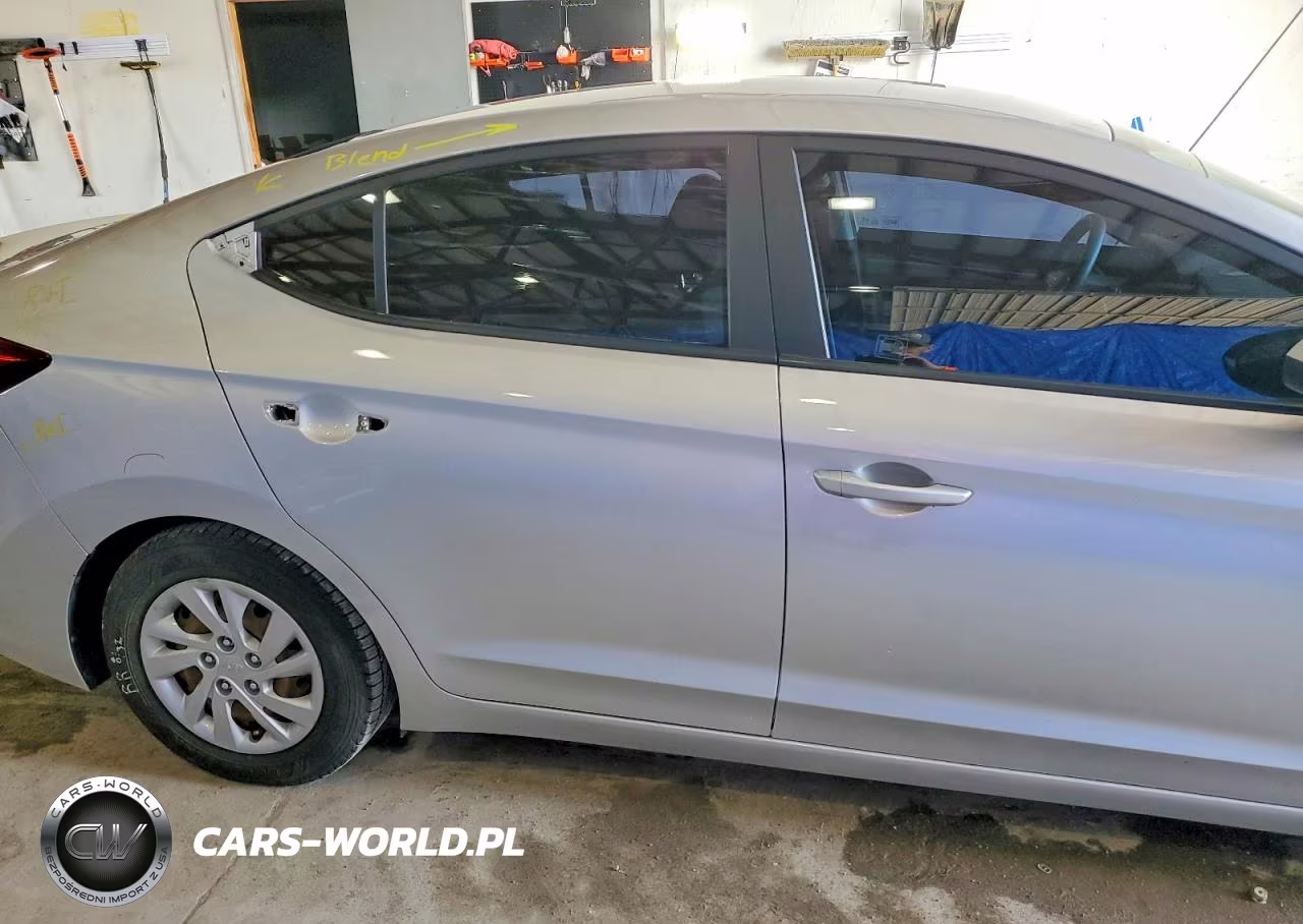 2018 Hyundai Elantra Se VIN:5NPD74LFXJH338224 - 10