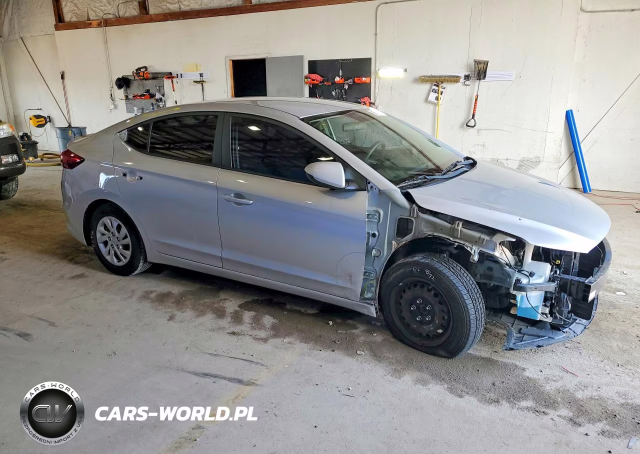 2018 Hyundai Elantra Se VIN:5NPD74LFXJH338224 - 4