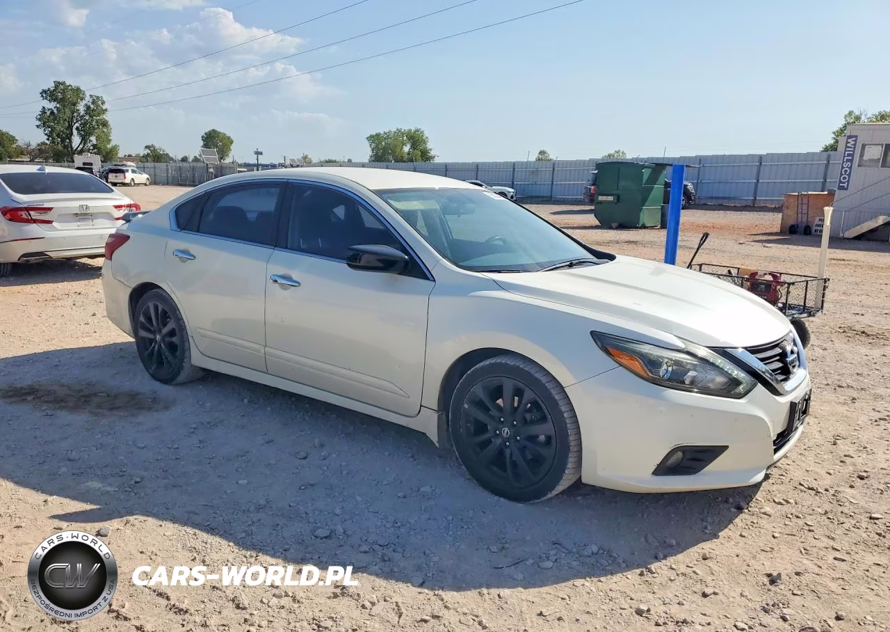 2017 Nissan Altima 2.5 Sr VIN:1N4AL3AP0HC221736 - 4