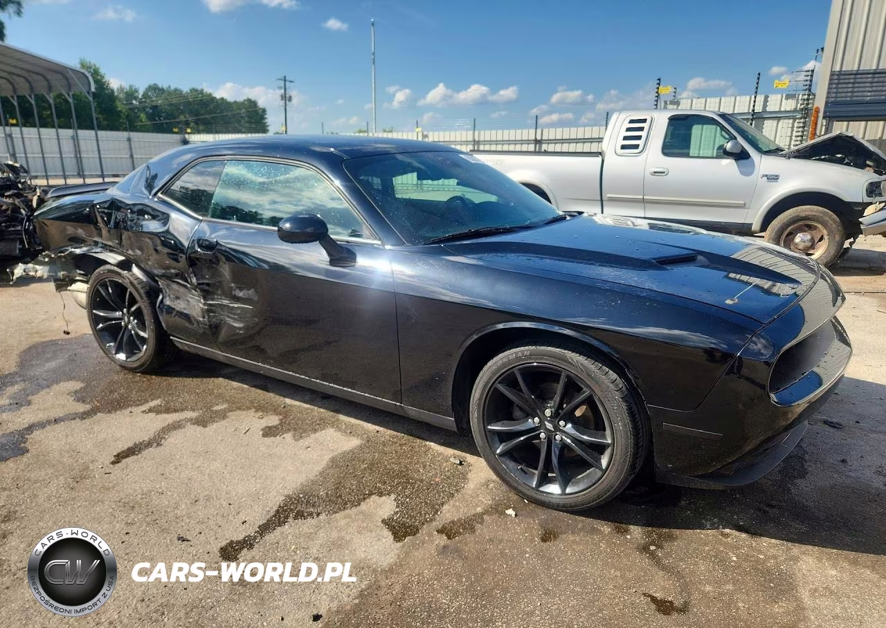2018 Dodge Challenger Sxt VIN:2C3CDZAG1JH219309 - 4