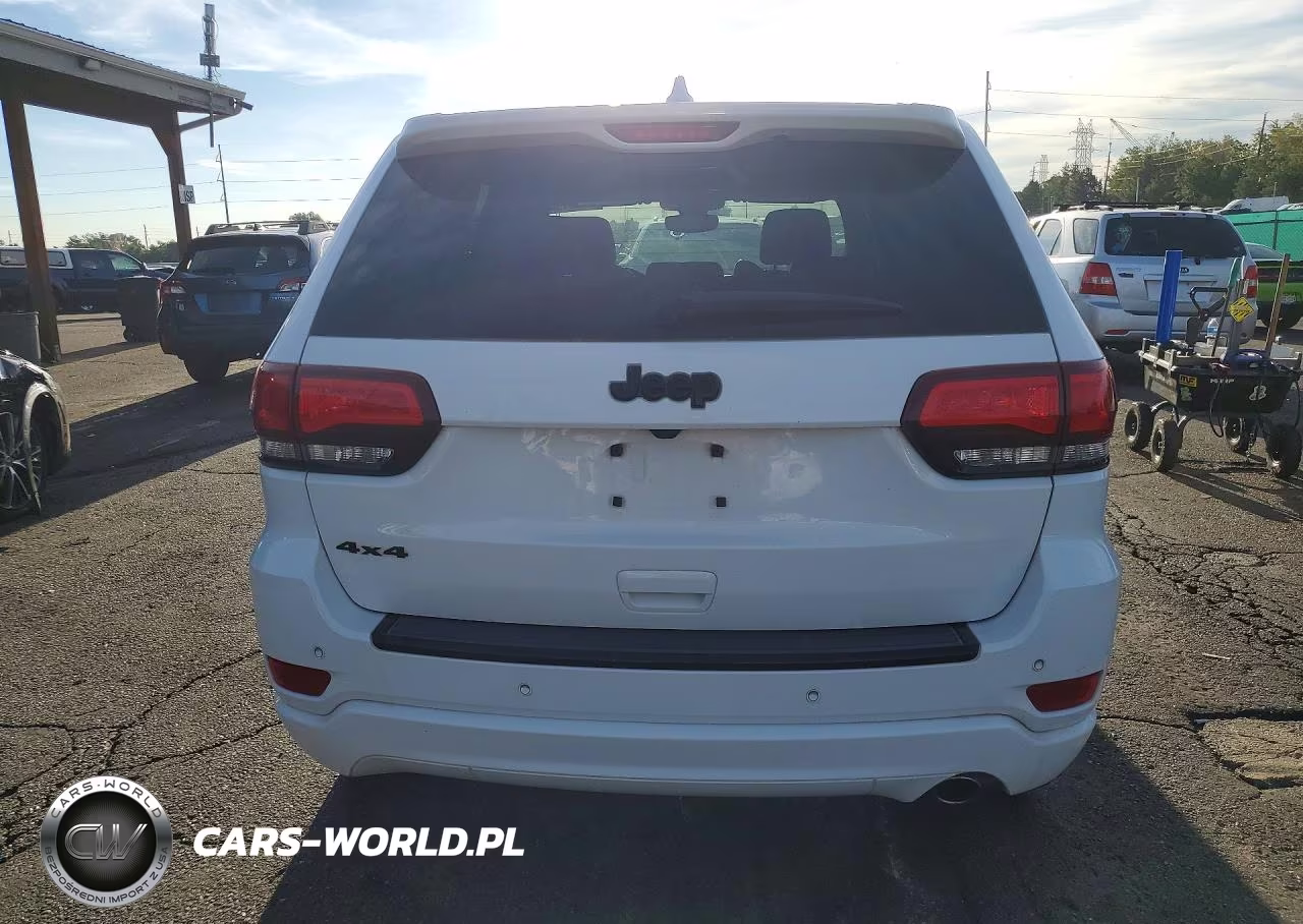 2018 Jeep Grand Cherokee Laredo VIN:1C4RJFAG8JC202880 - 6