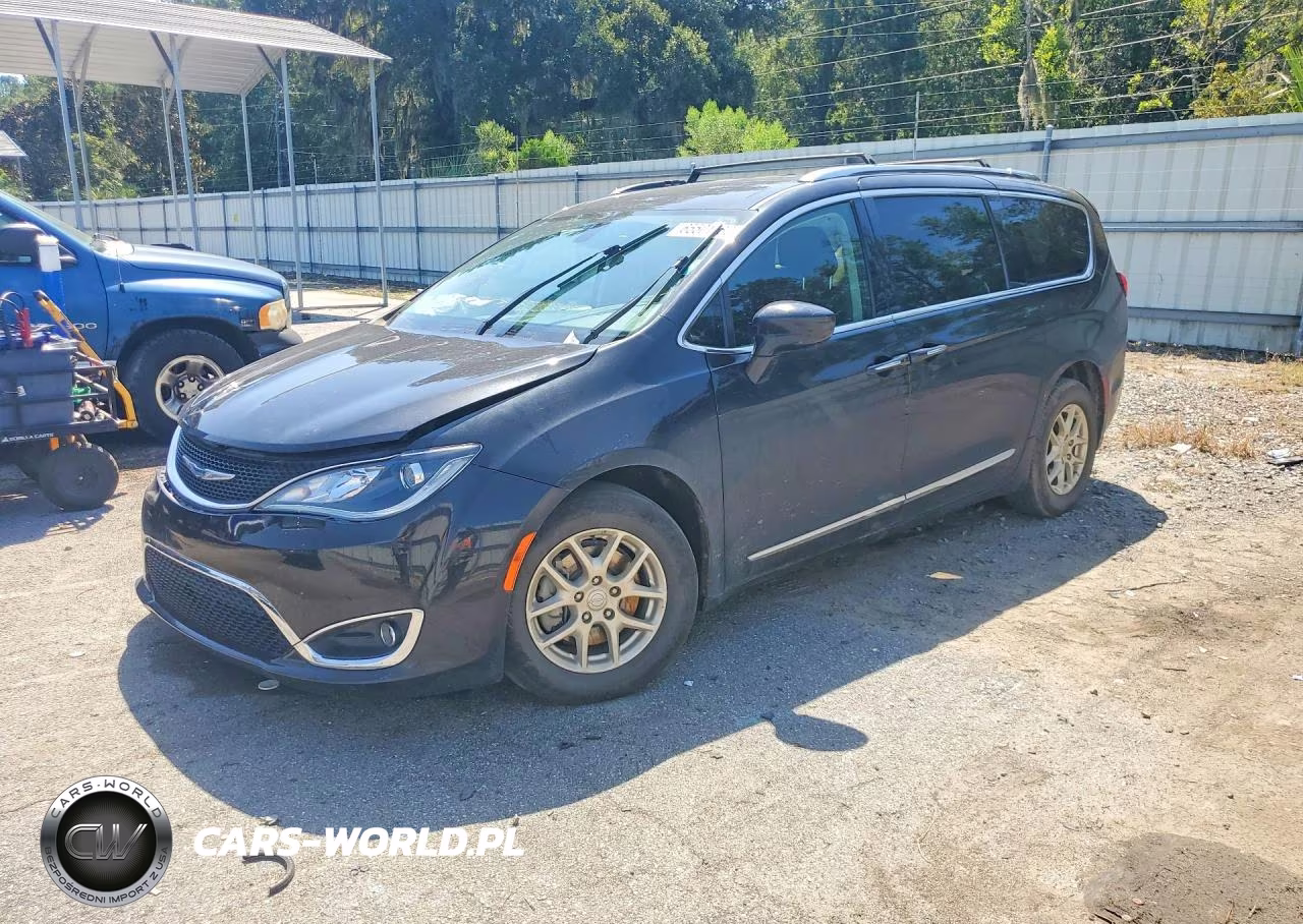 2020 Chrysler Pacifica Touring L VIN:2C4RC1BG7LR271548 - 1