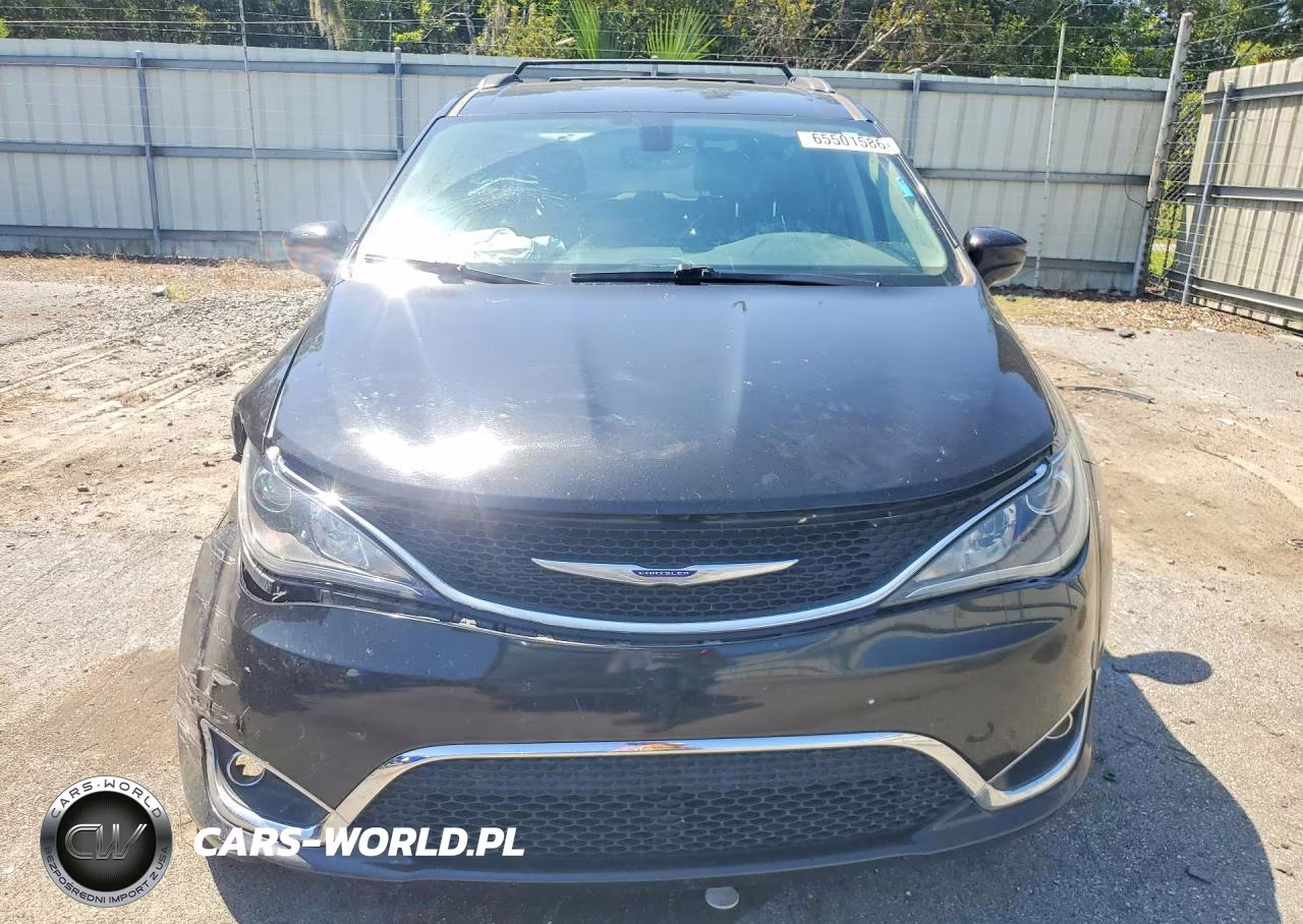 2020 Chrysler Pacifica Touring L VIN:2C4RC1BG7LR271548 - 5