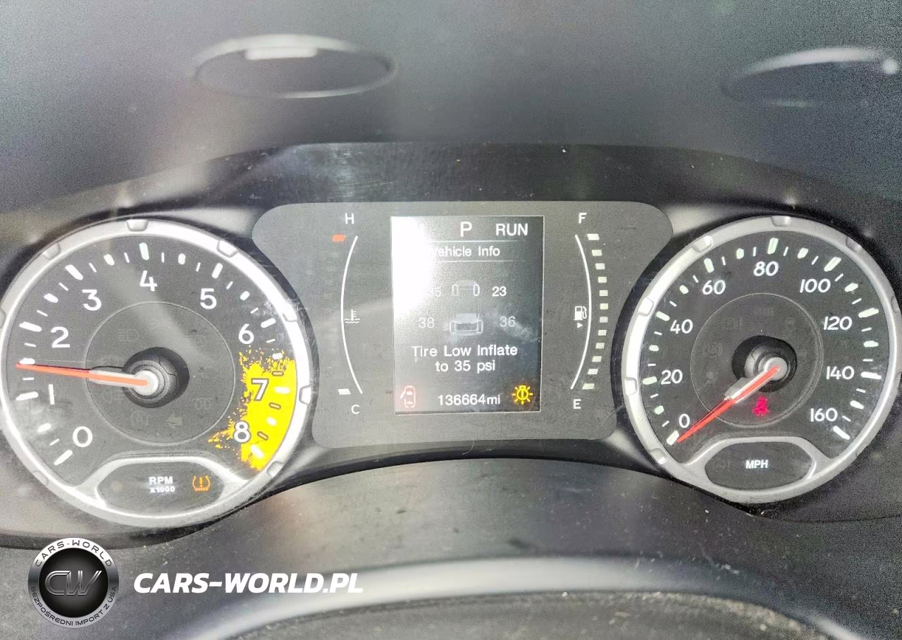 2015 Jeep Renegade Latitude VIN:ZACCJBBT5FPB22255 - 9
