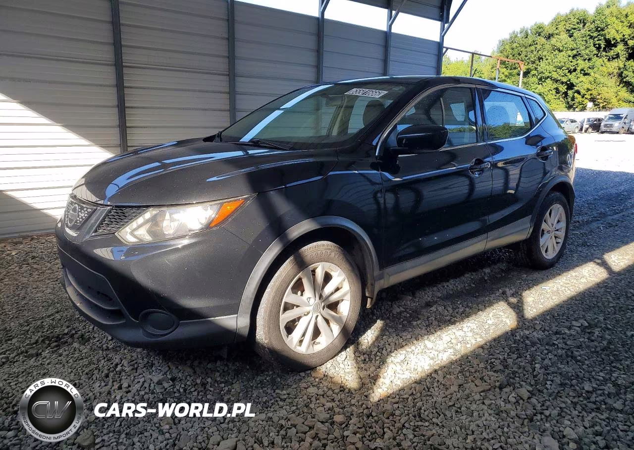 2018 Nissan Rogue Sport S – zdjęcie 1 z 13