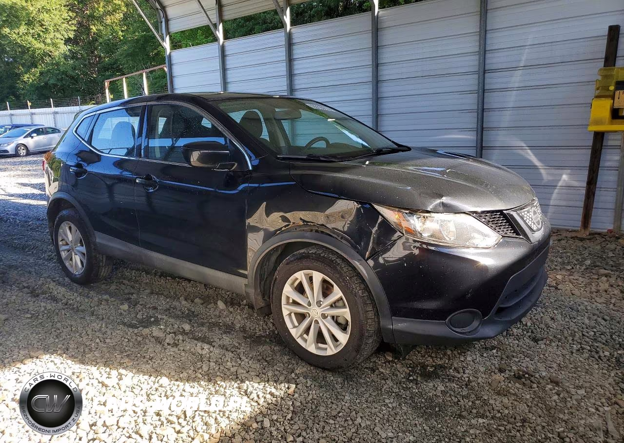 2018 Nissan Rogue Sport S VIN:JN1BJ1CP6JW163449 - 4