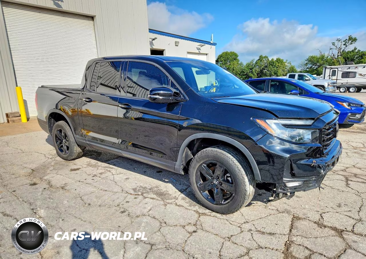2023 Honda Ridgeline Black Edition VIN:5FPYK3F89PB016213 - 4
