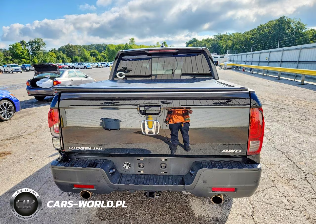 2023 Honda Ridgeline Black Edition VIN:5FPYK3F89PB016213 - 6