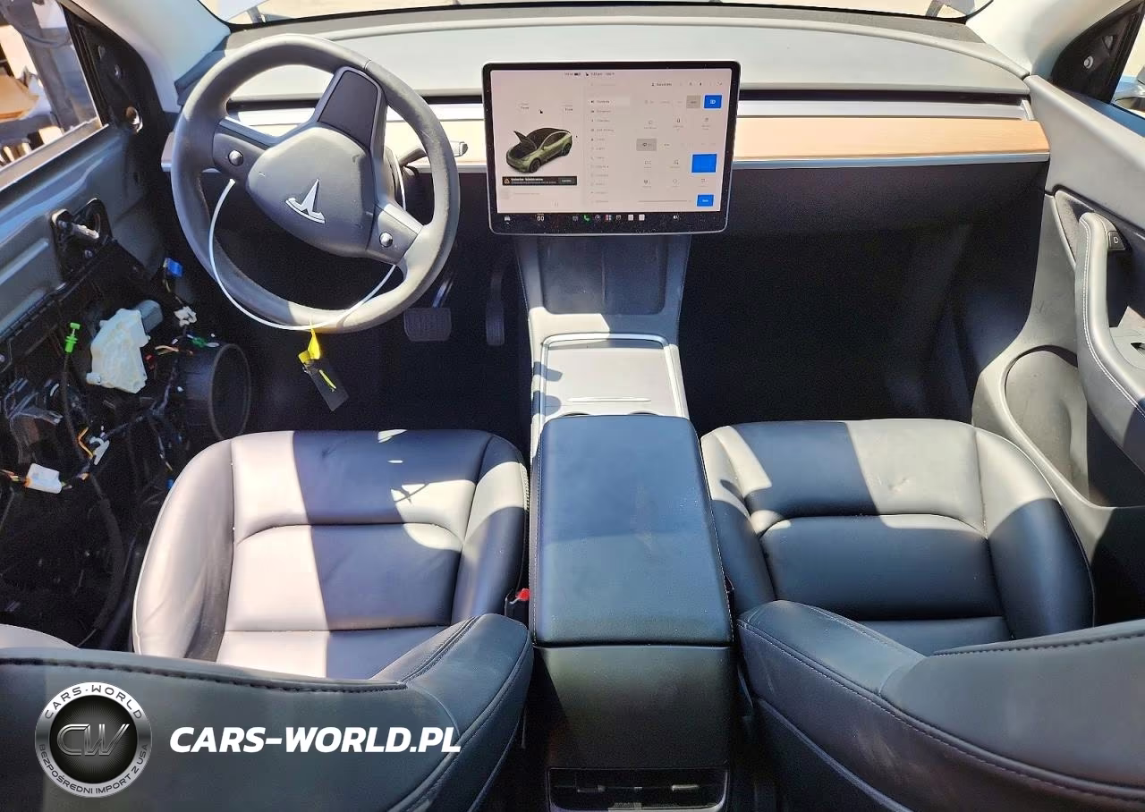 2021 Tesla Model Y VIN:5YJYGDEE0MF149025 - 8