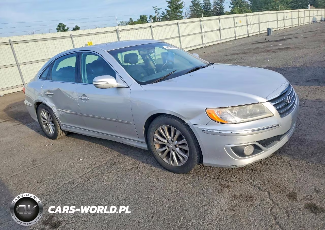 2011 Hyundai Azera Limited VIN:KMHFC4DF2BA552180 - 4