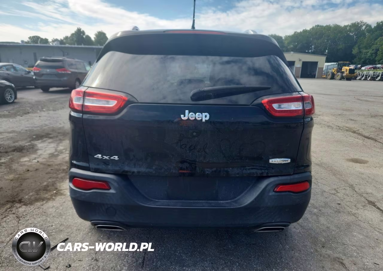 2015 Jeep Cherokee Latitude VIN:1C4PJMCS5FW753092 - 6