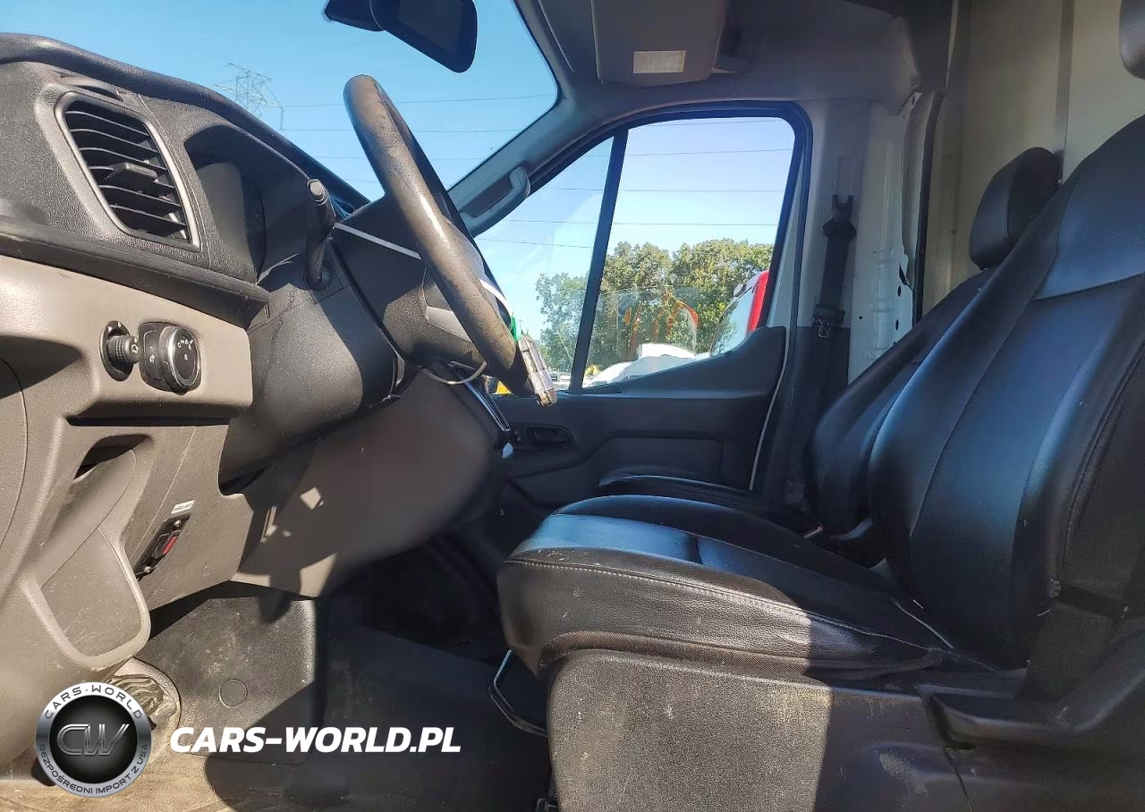 2020 Ford Transit Delivery Truck VIN:1FDBW5P83LKA10364 - 7