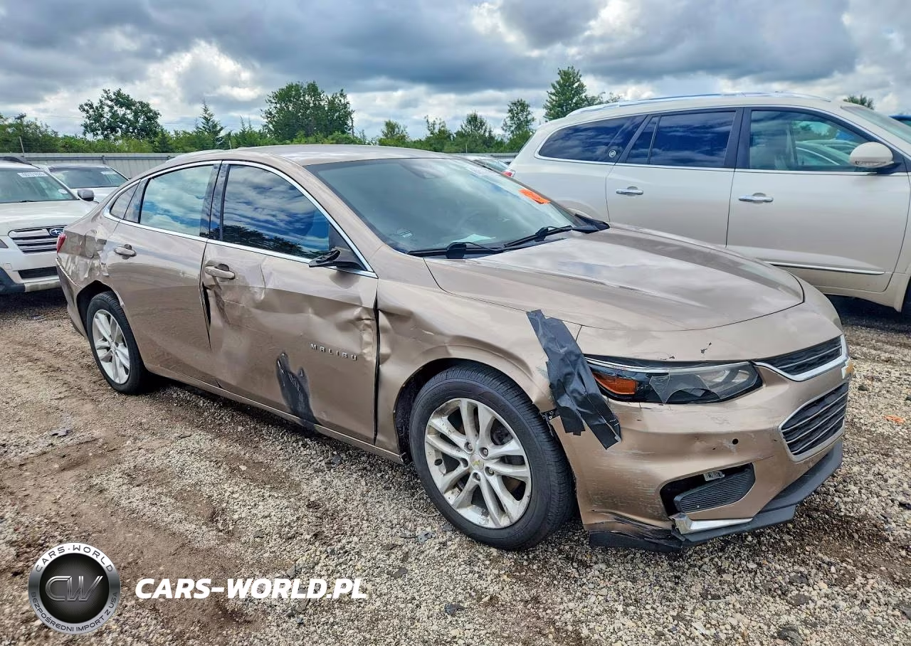 2018 Chevrolet Malibu Lt VIN:1G1ZD5ST3JF163104 - 4