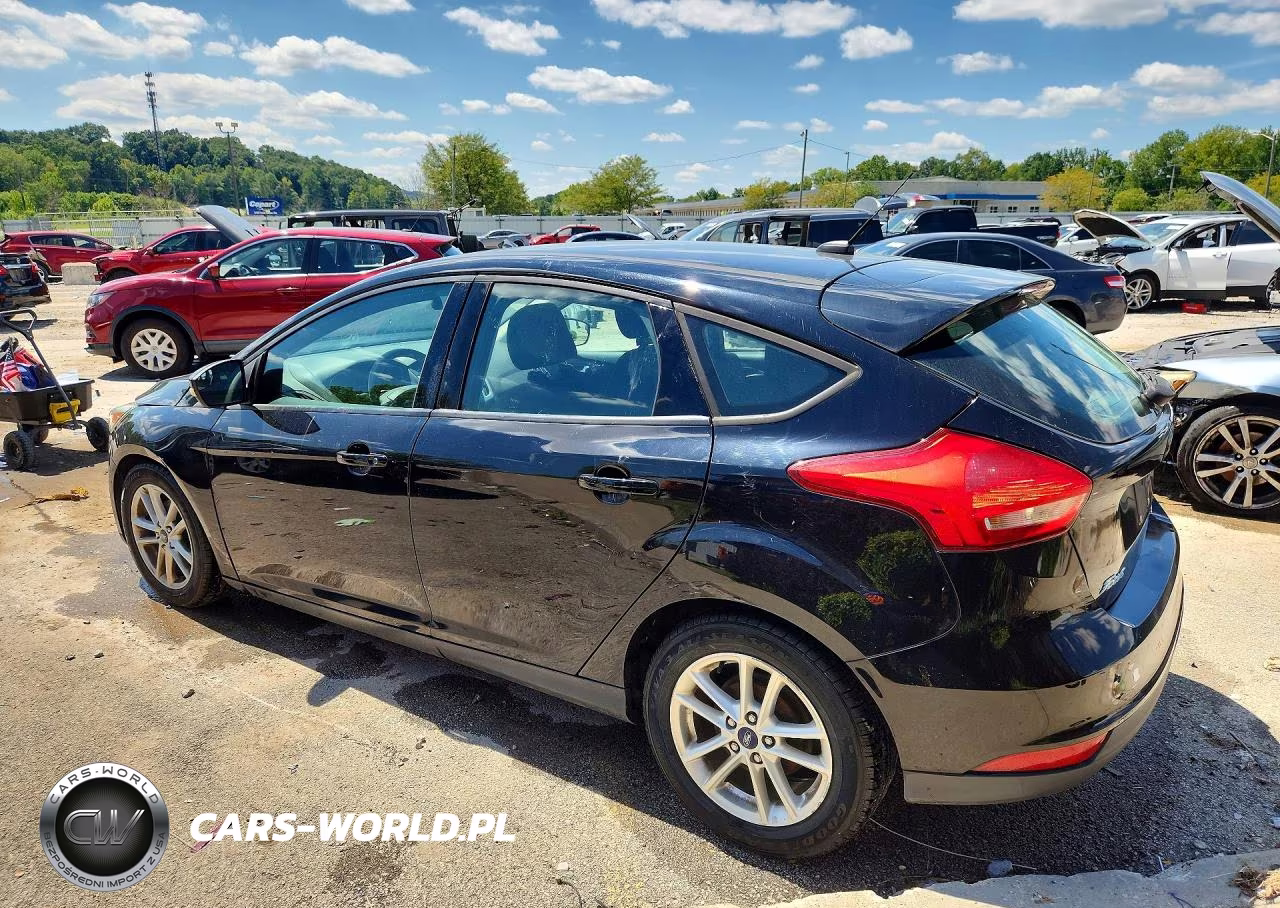 2016 Ford Focus Se VIN:1FADP3K29GL331655 - 2