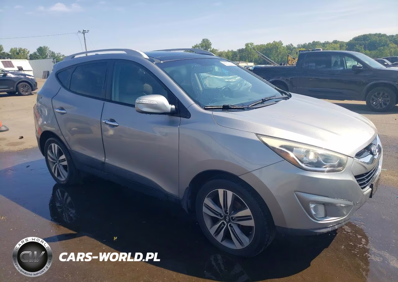 2015 Hyundai Tucson Limited VIN:KM8JUCAG4FU110231 - 4