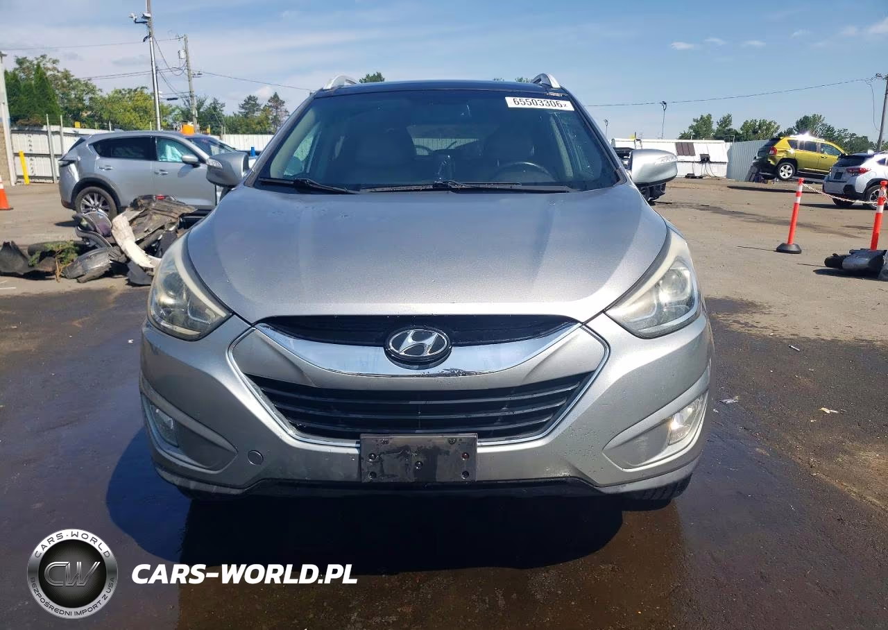 2015 Hyundai Tucson Limited VIN:KM8JUCAG4FU110231 - 5