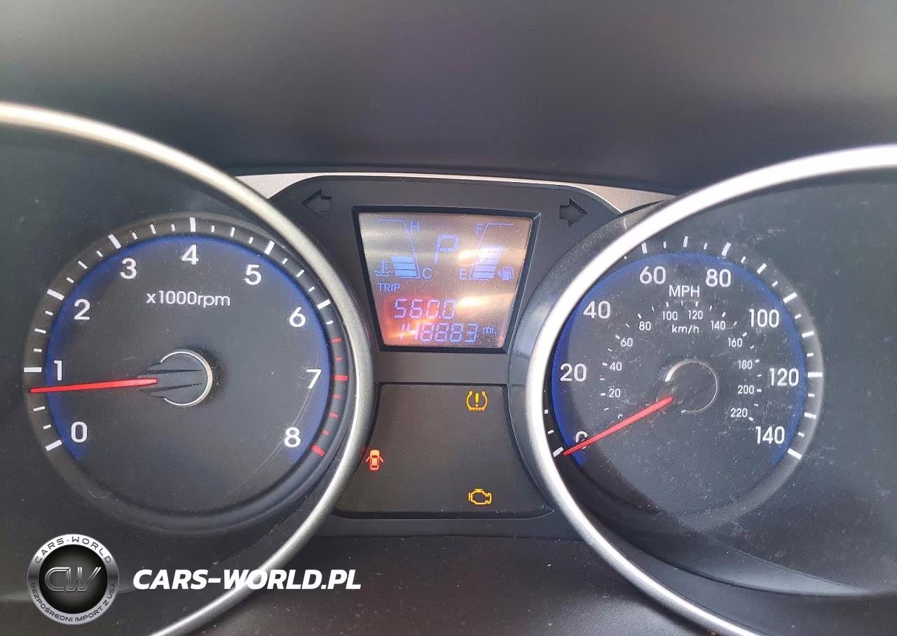 2015 Hyundai Tucson Limited VIN:KM8JUCAG4FU110231 - 9