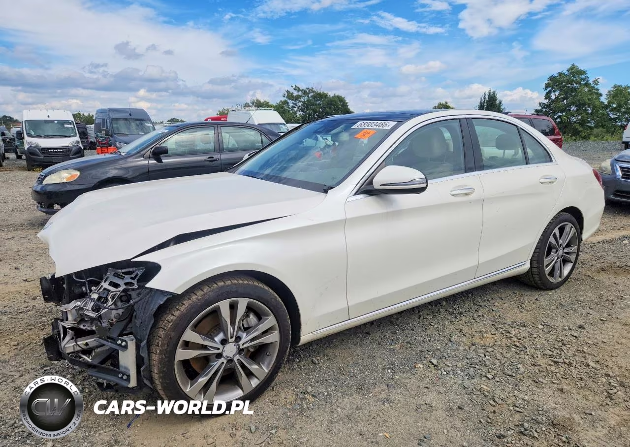 2016 Mercedes-Benz C 300 4Matic – zdjęcie 1 z 12