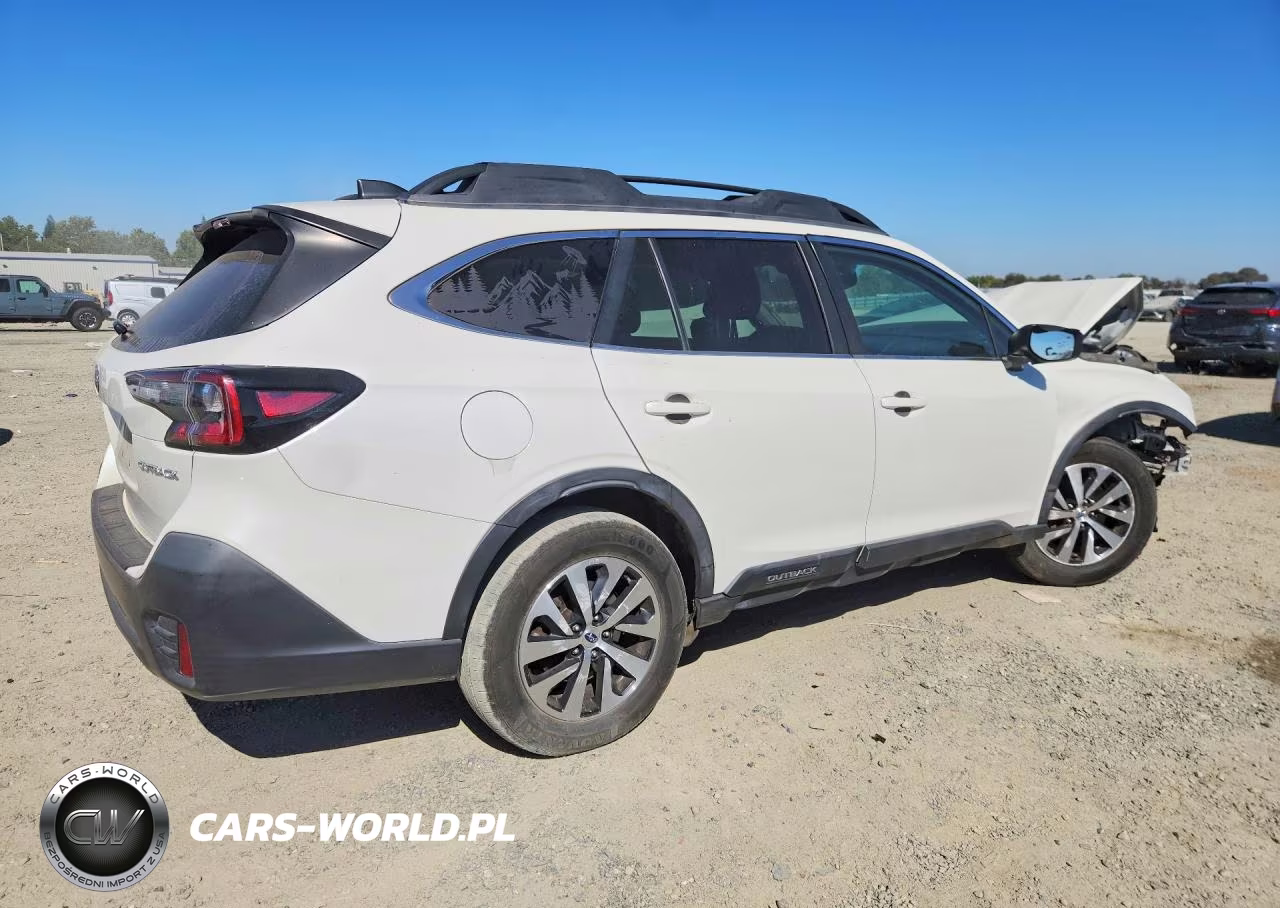 2020 Subaru Outback Premium VIN:4S4BTACC8L3163358 - 3