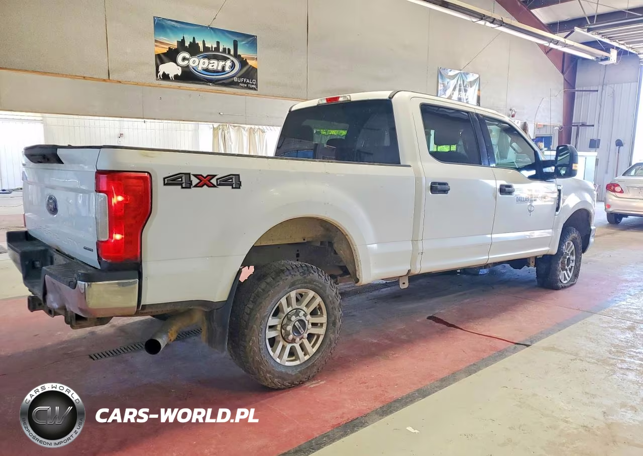 2018 Ford F250 Super Duty VIN:1FT7W2B64JEC08848 - 3