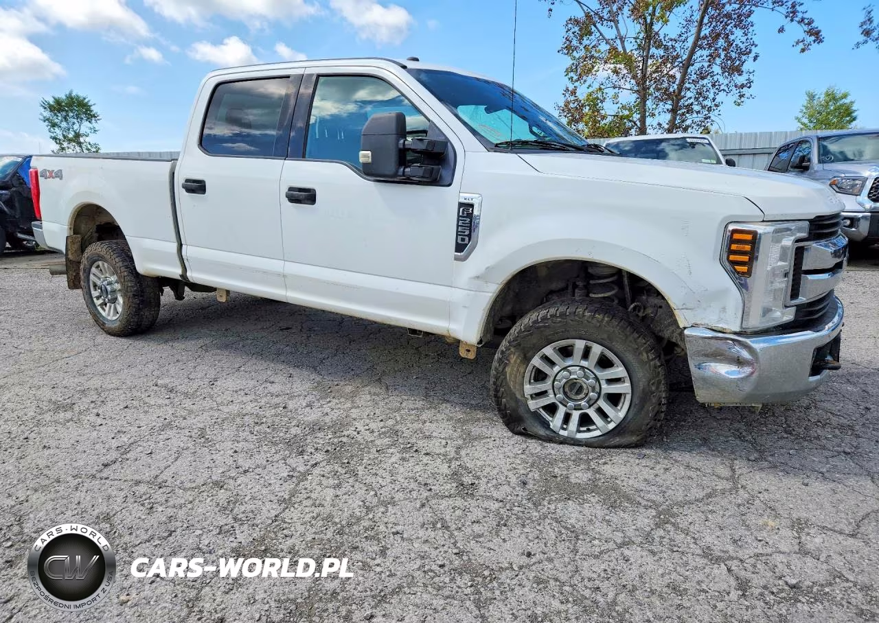 2018 Ford F250 Super Duty VIN:1FT7W2B64JEC08848 - 4