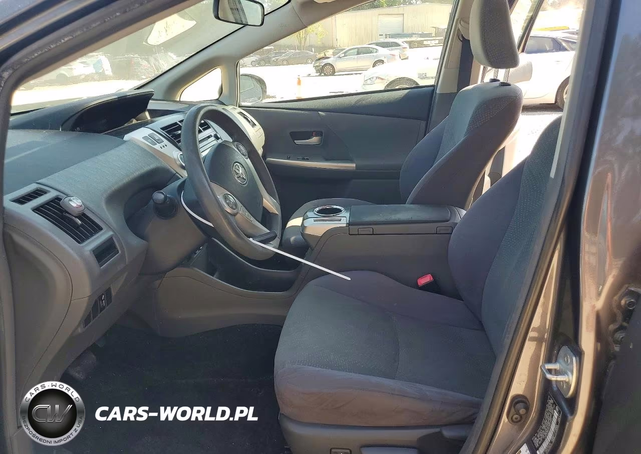2013 Toyota Prius V Three VIN:JTDZN3EUXD3227593 - 7