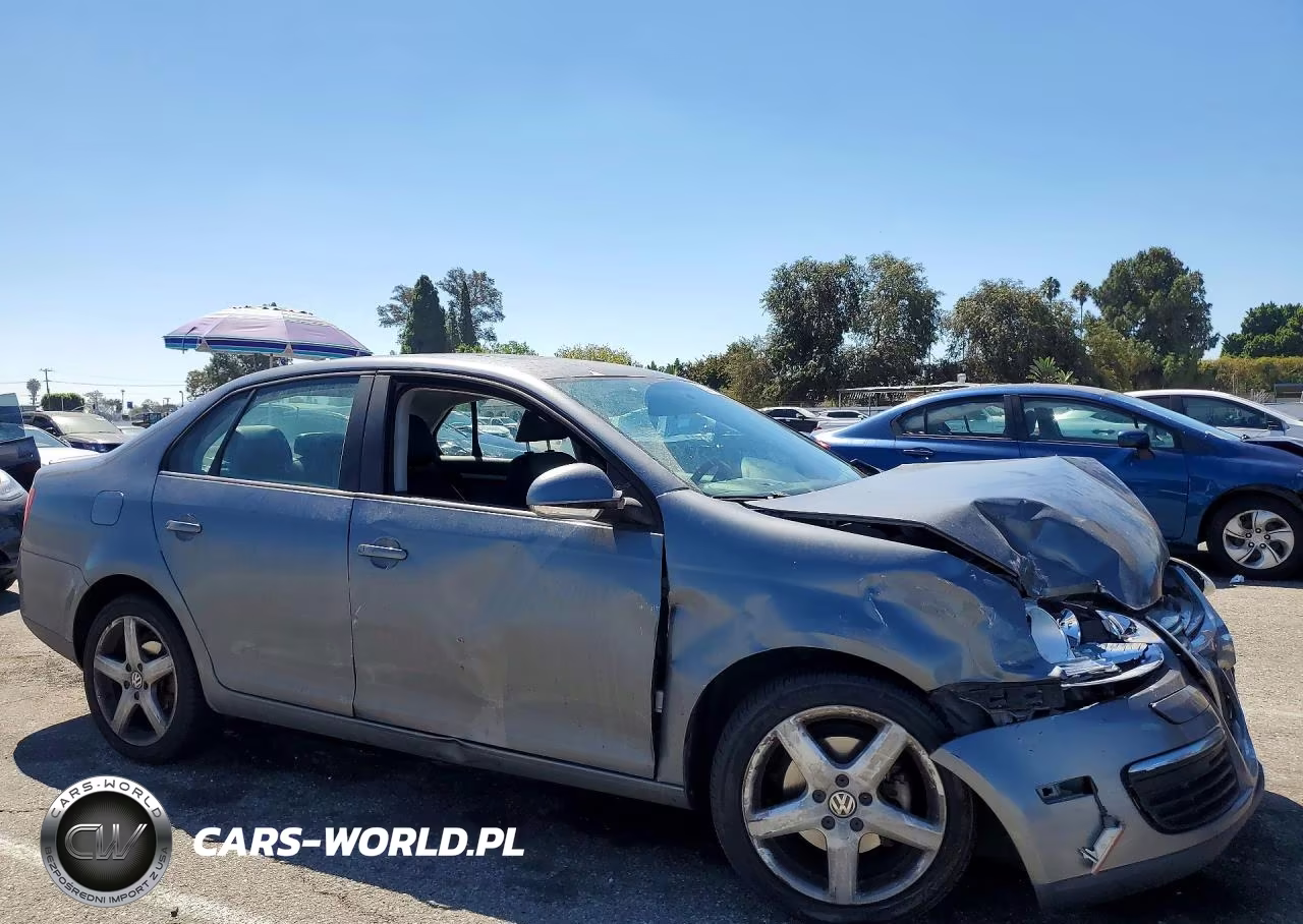 2010 Volkswagen Jetta Se VIN:3VWRZ7AJ8AM150060 - 4