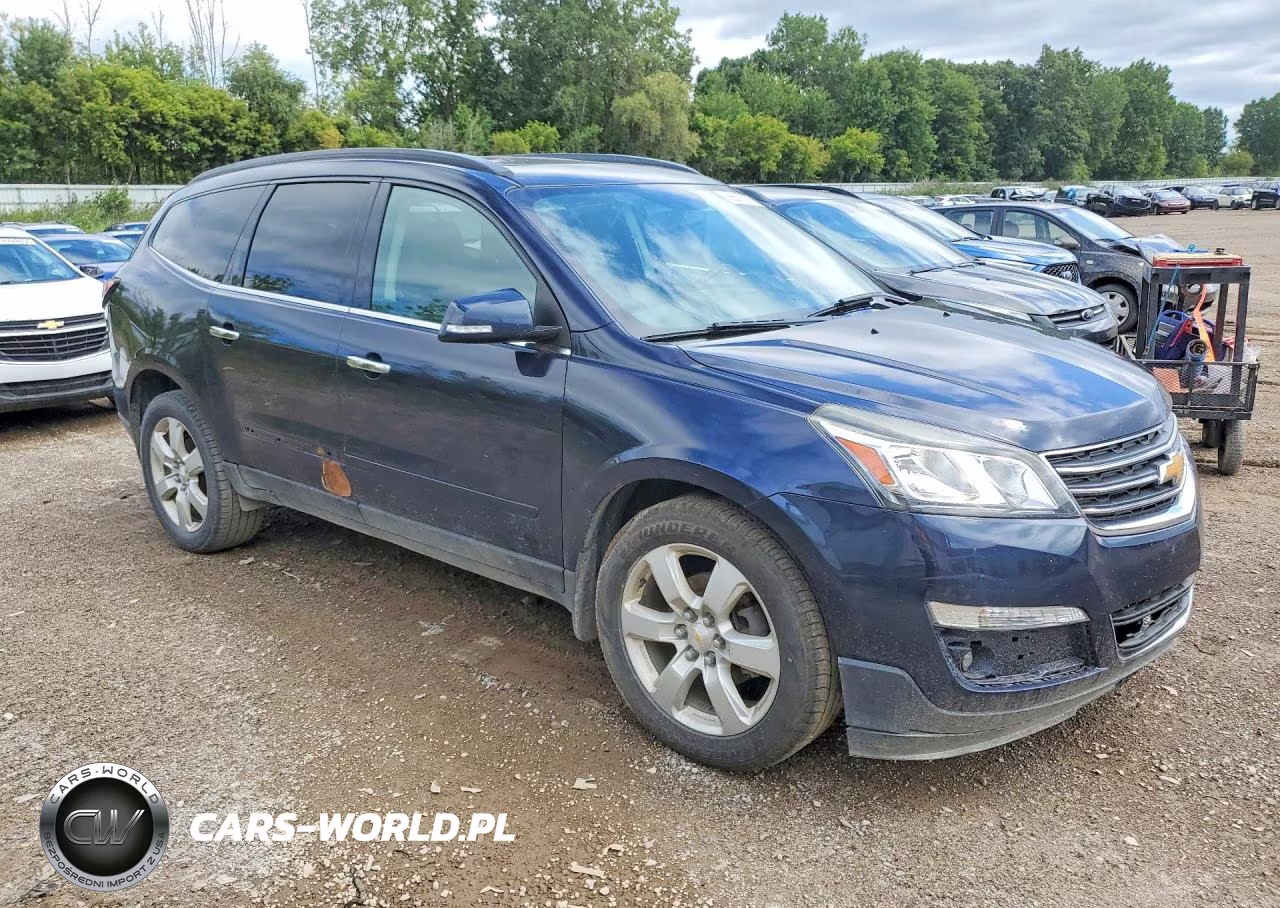 2017 Chevrolet Traverse Lt VIN:1GNKVGKD5HJ177627 - 4