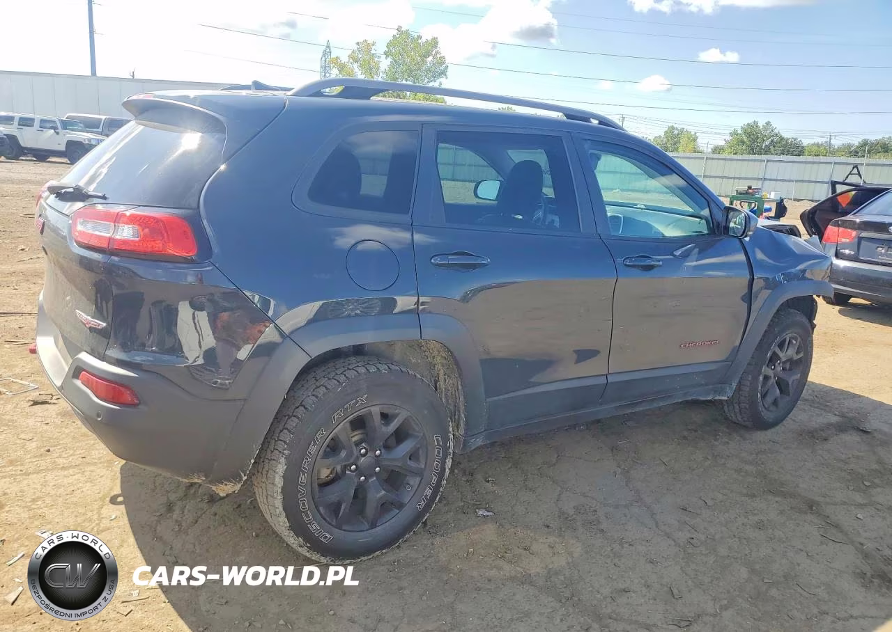 2016 Jeep Cherokee Trailhawk VIN:1C4PJMBS0GW374424 - 3