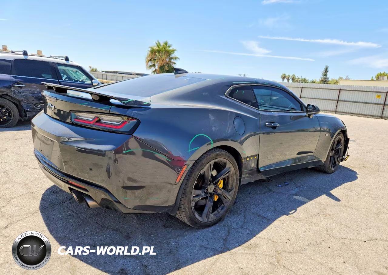 2018 Chevrolet Camaro Ss VIN:1G1FH1R74J0110326 - 3