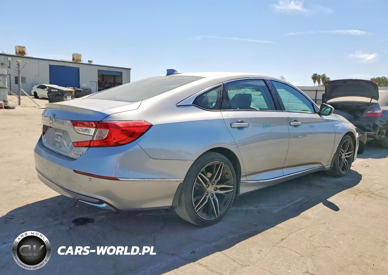 2022 Honda Accord Touring Hybrid VIN:1HGCV3F91NA028995 - 3