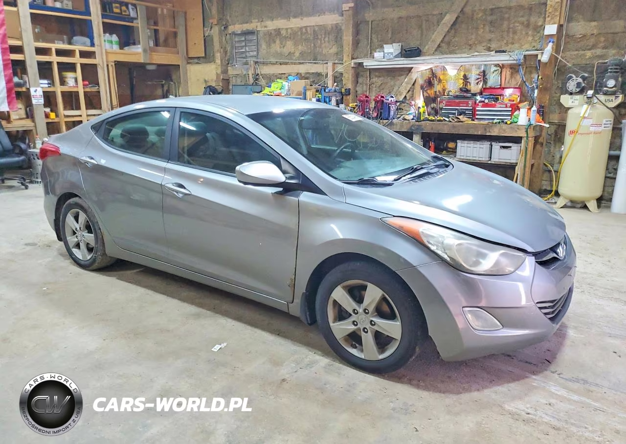 2012 Hyundai Elantra Gls VIN:KMHDH4AE9CU355804 - 4