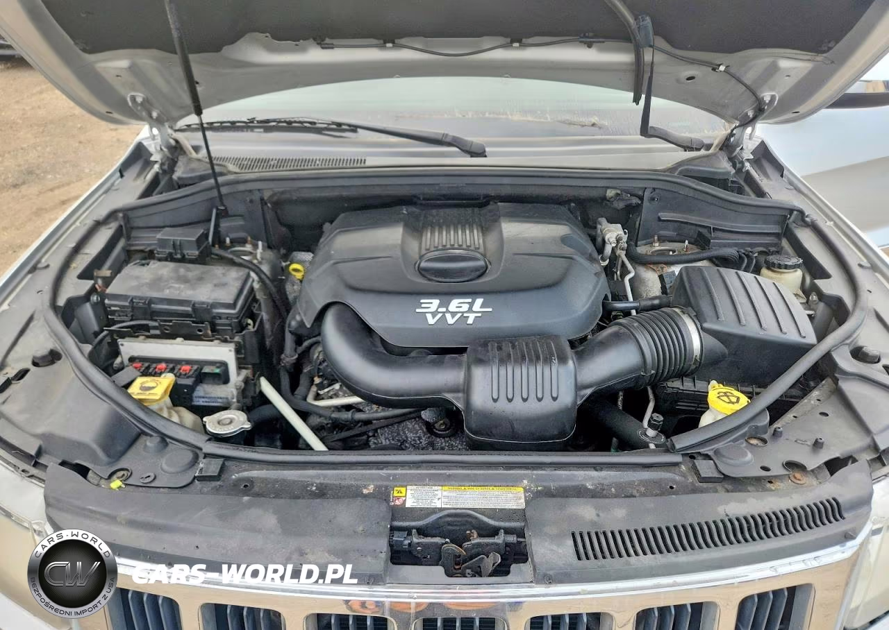 2013 Jeep Grand Cherokee Laredo VIN:1C4RJFAGXDC609880 - 11
