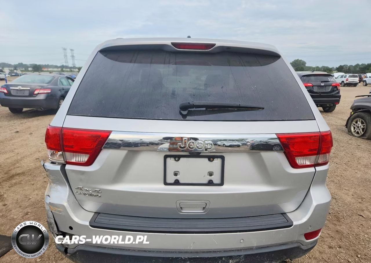 2013 Jeep Grand Cherokee Laredo VIN:1C4RJFAGXDC609880 - 6