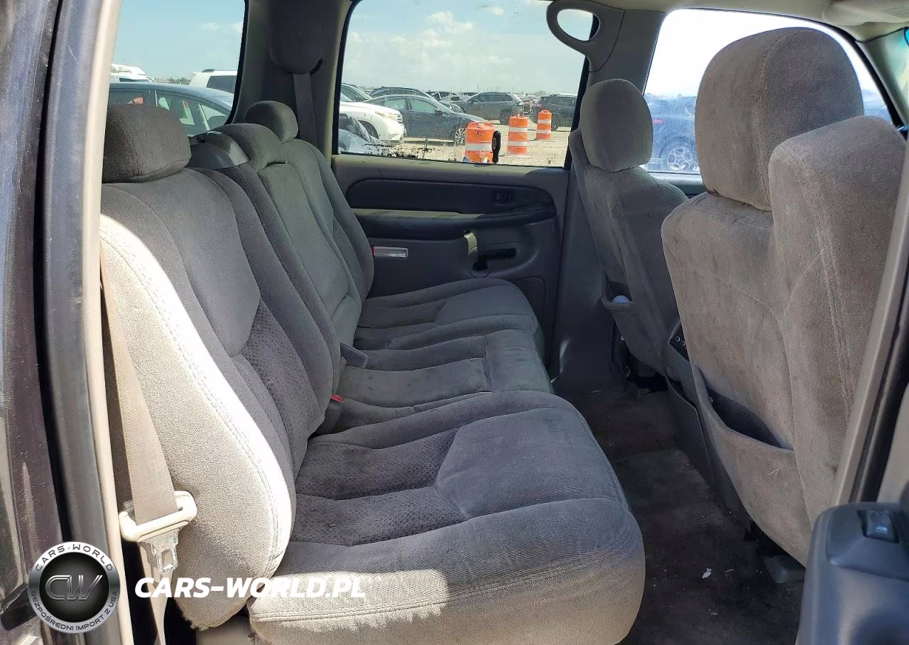 2003 Chevrolet Suburban C1500 VIN:3GNEC16ZX3G346086 - 10
