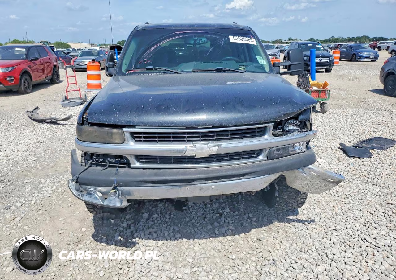 2003 Chevrolet Suburban C1500 VIN:3GNEC16ZX3G346086 - 5