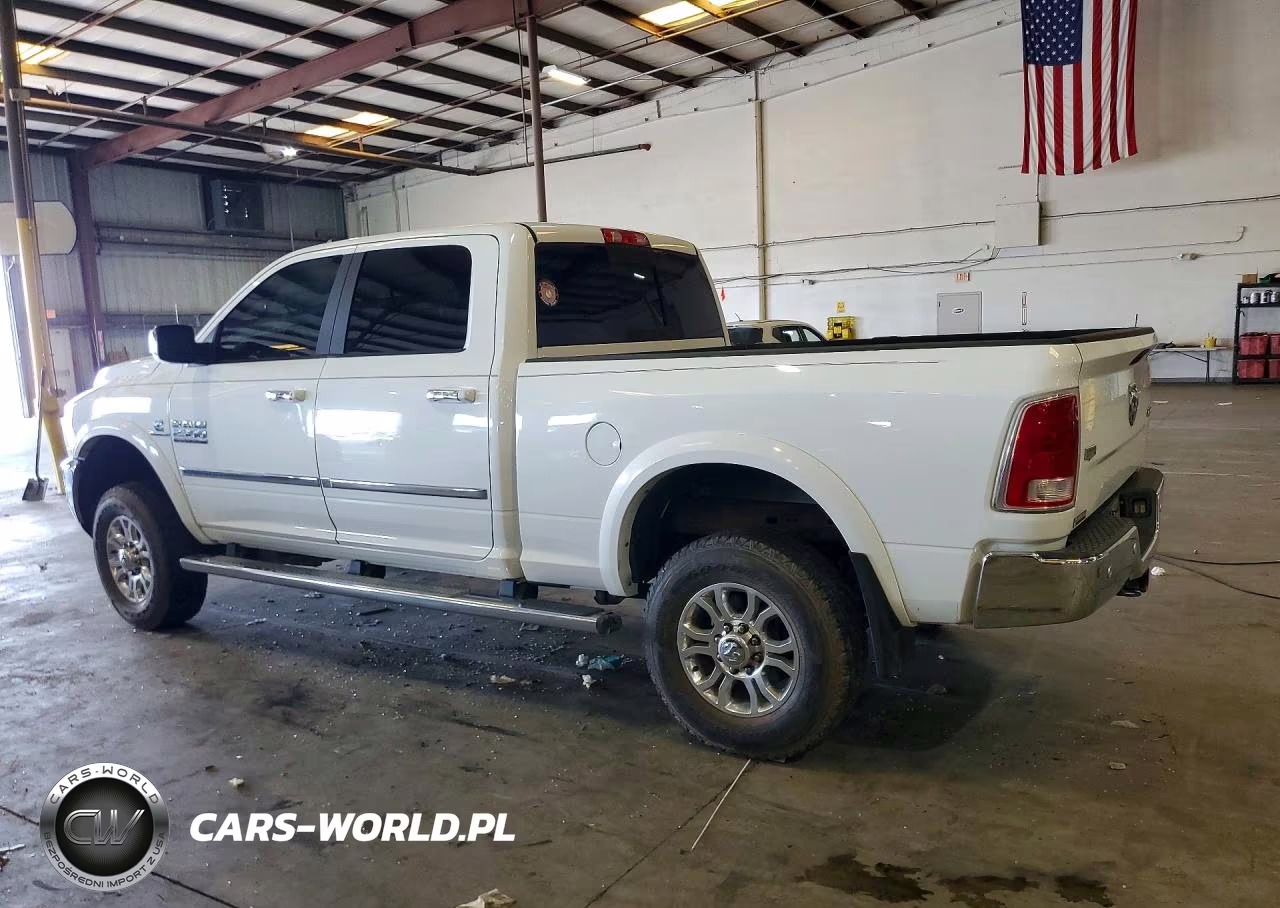 2017 Ram 2500 Laramie VIN:3C6UR5FL9HG676838 - 2