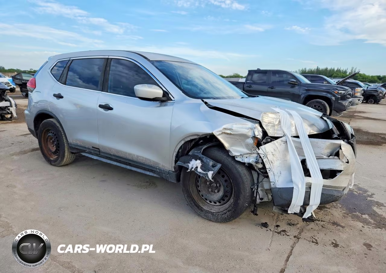 2017 Nissan Rogue S VIN:KNMAT2MT4HP530289 - 4