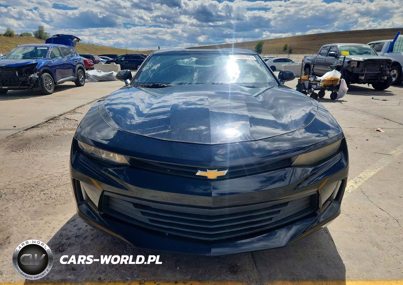 2017 Chevrolet Camaro Ls VIN:1G1FA1RX1H0175374 - 5