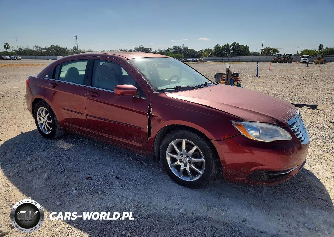 2013 Chrysler 200 Lx VIN:1C3CCBAB4DN604731 - 4